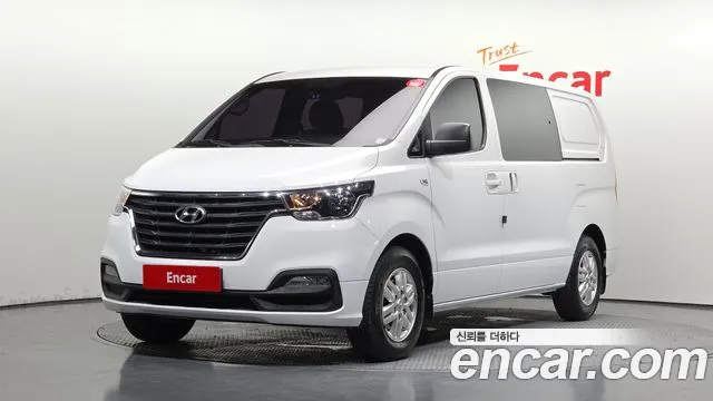 Hyundai The New Grand Starex 5