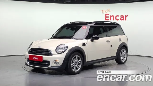 MINI Cooper Clubman Base 1