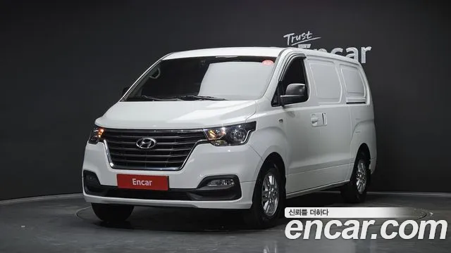 Hyundai The New Grand Starex 3