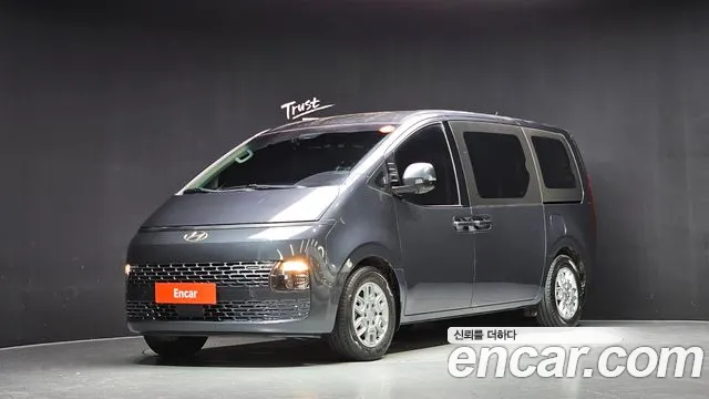 Hyundai Staria 9
