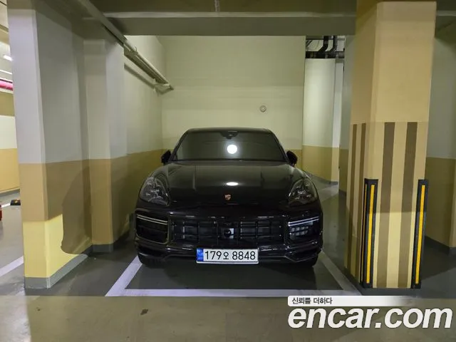 Porsche Cayenne (PO536) 4.0 Turbo