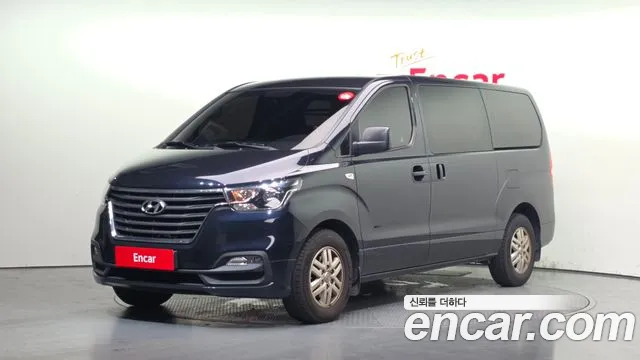 Hyundai The New Grand Starex 3