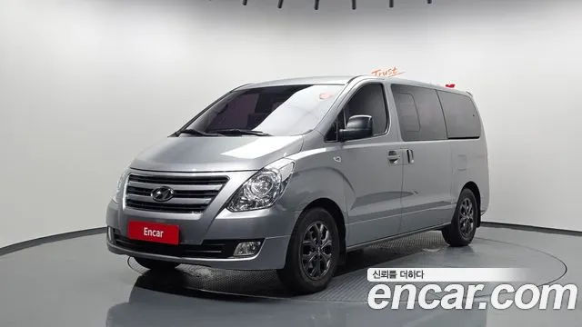 Hyundai Grand Starex 12