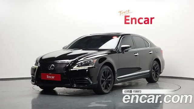 Lexus LS460 AWD XF40