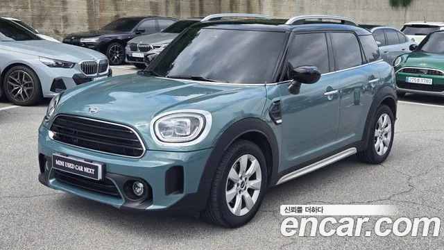 MINI Cooper Countryman 2