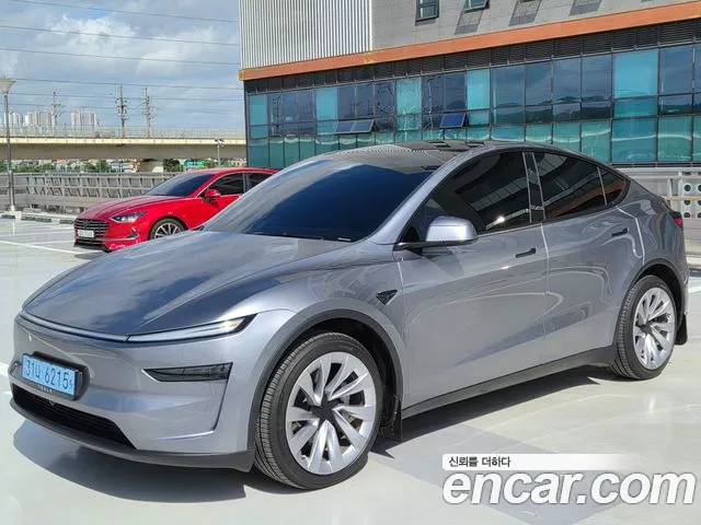 Tesla Y Premium AWD