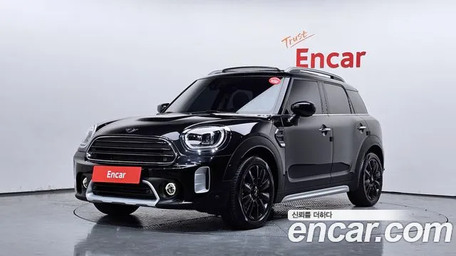 MINI Cooper Countryman 2