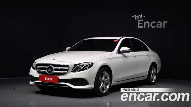 Mercedes-Benz E- W213 E220d