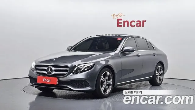 Mercedes-Benz E- W213 E300 4MATIC
