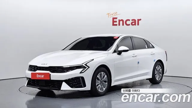 Kia The New K5 Hybrid 3