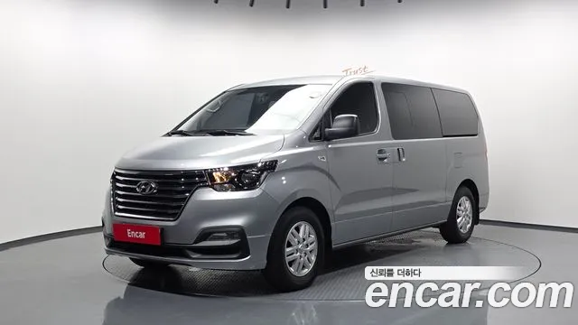 Hyundai The New Grand Starex 5