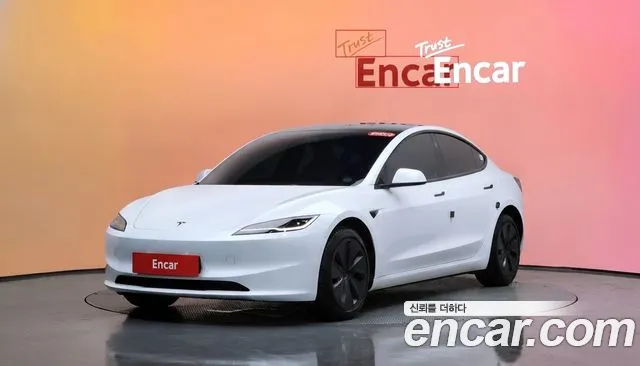 Tesla 3 RWD