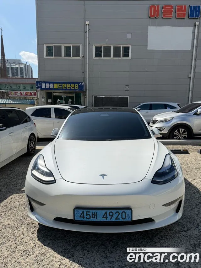 Tesla 3 AWD