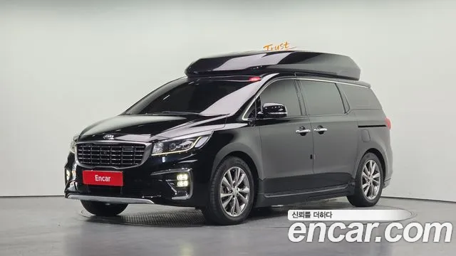 Kia The New Carnival 9 Noblesse