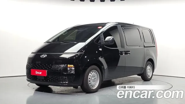 Hyundai Staria 3