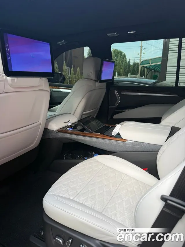 Cadillac 5 6.2 ESV ESV Premium