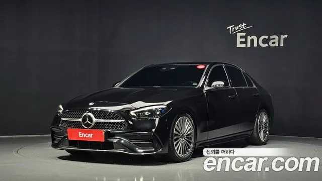 Mercedes-Benz C- W206 C300 4MATIC AMG Line