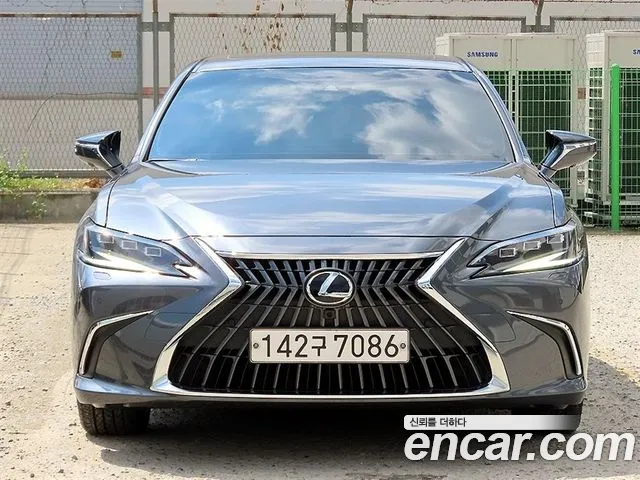 Lexus ES300h 7