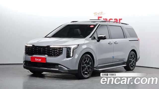 Kia The New Carnival 4 9