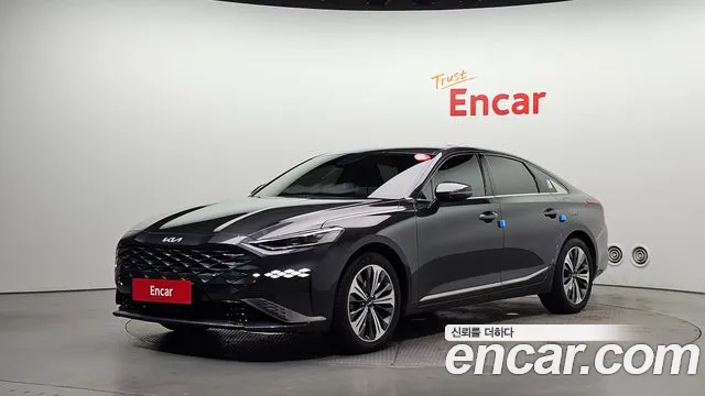 Kia K8 Hybrid Noblesse