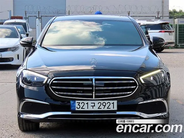 Mercedes-Benz E- W213 E300e 4MATIC Exclusive