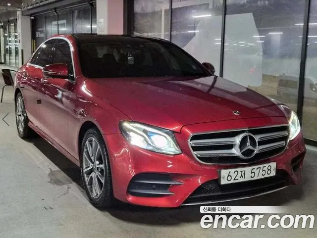 Mercedes-Benz E- W213 E300 4MATIC AMG Line