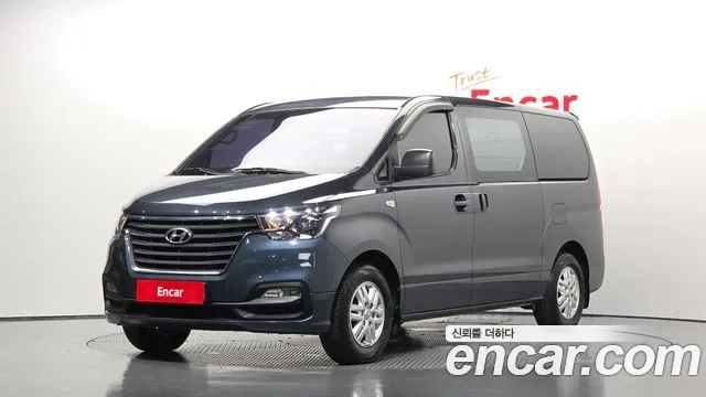 Hyundai The New Grand Starex 5