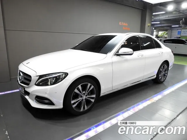 Mercedes-Benz C- W205 C220