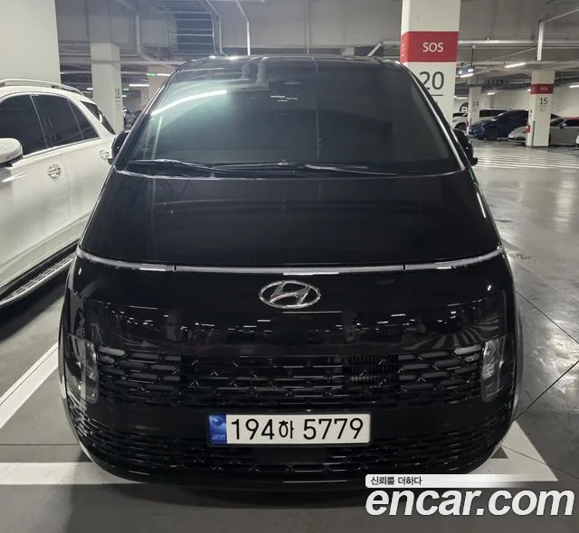 Hyundai Staria 9