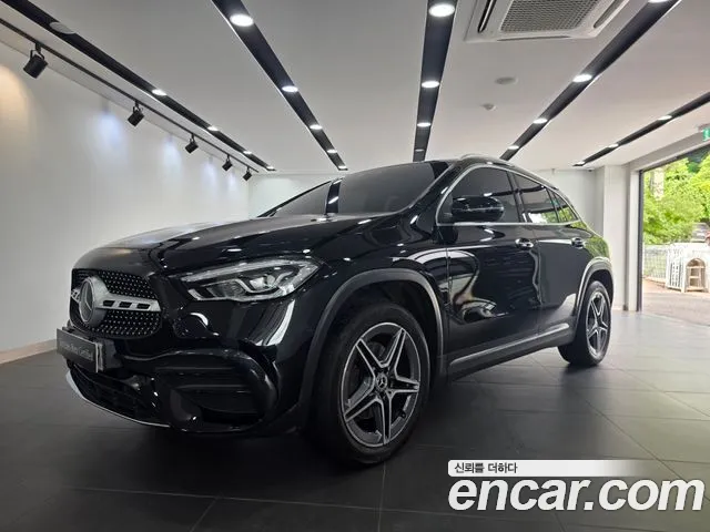 Mercedes-Benz GLA- H247 GLA250 4MATIC