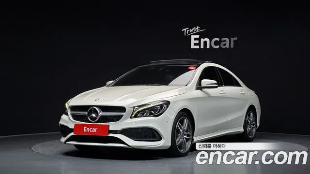 Mercedes-Benz CLA- C117 CLA220 AMG Line