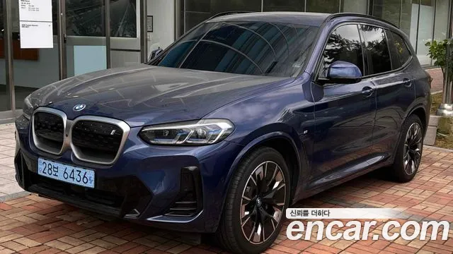 BMW iX3 M