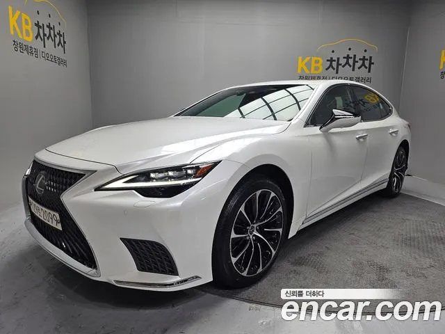 Lexus LS500h 5 3.5