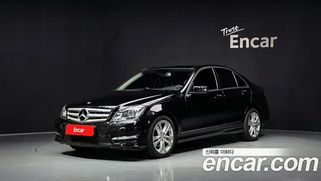 Mercedes-Benz C- W204 C200 CGI