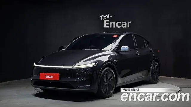 Tesla Y AWD