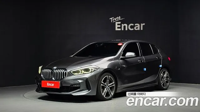 BMW 1 (F40) 118d M
