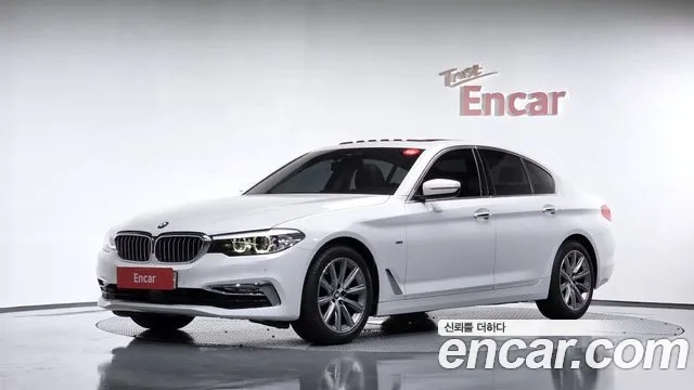 BMW 5 (G30) 520i
