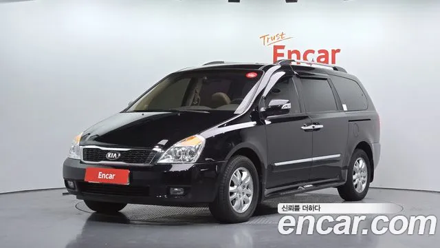 Kia Carnival R Carnival GLX Premium