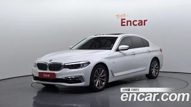 BMW 5 (G30) 520i