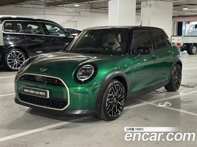 MINI Cooper S 4 5