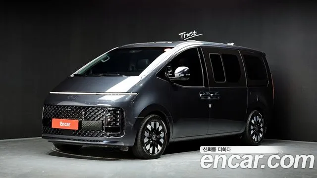 Hyundai Staria 4WD 9 Inspiration