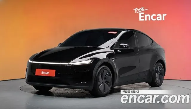 Tesla Y AWD