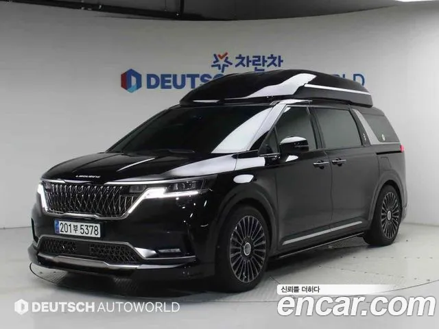 Kia Carnival 4 Gasoline 9