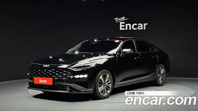 Kia K8 Hybrid Signature
