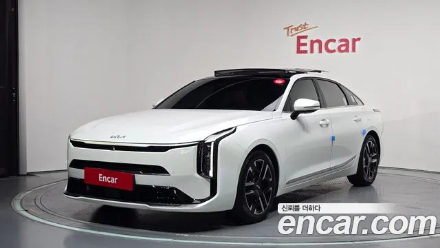 Kia The New K8 Hybrid Noblesse