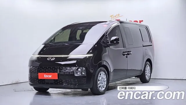 Hyundai Staria 5
