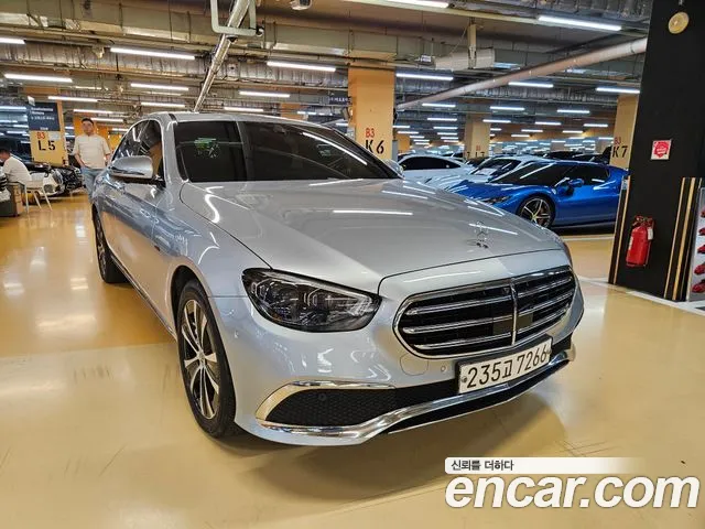 Mercedes-Benz E- W213 E300e 4MATIC Exclusive