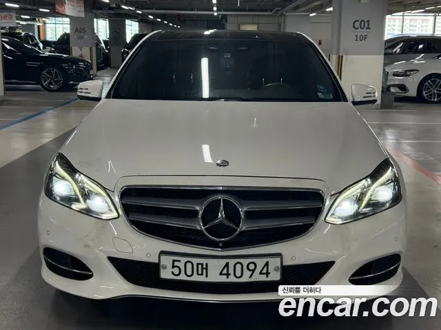 Mercedes-Benz E- W212 E300 4MATIC
