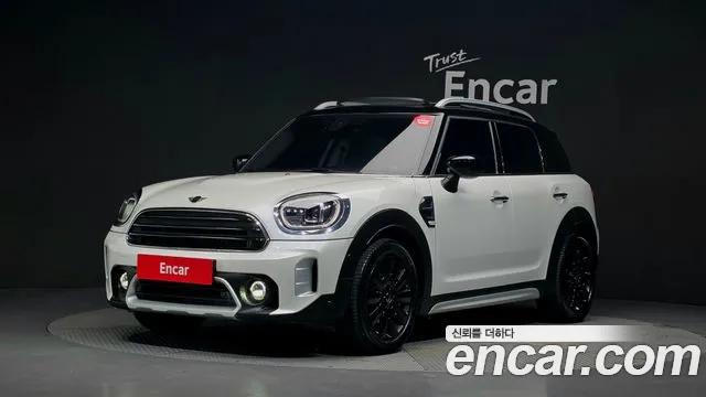 MINI Cooper Countryman 2