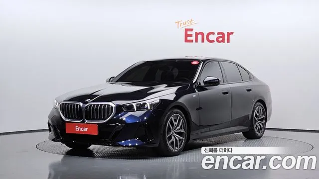BMW 5 (G60) 520i M